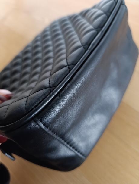 Čierna kabelka guess, guess