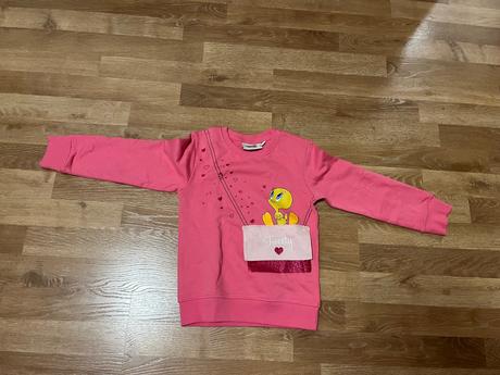 Dievcenska mikina, 110