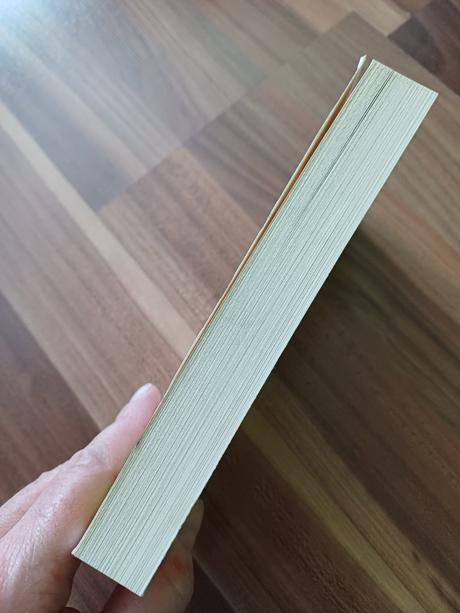 Tiene bieleho orgovánu zuzana široká,