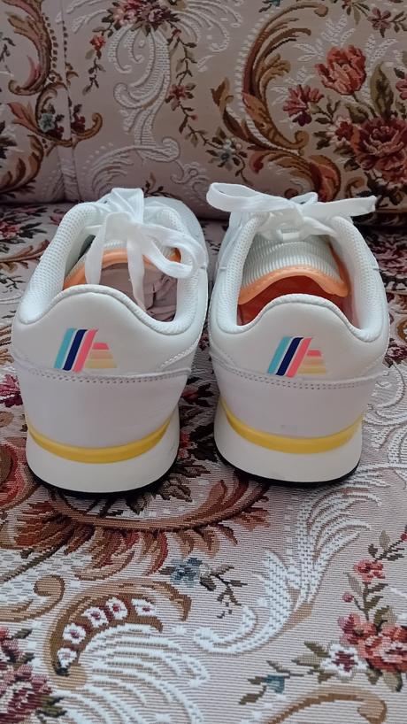 Dámske tenisky z rakúska nové,veľ.41, 41