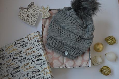 Čiapka s bohatým brmbolcom, 34 - xxxl