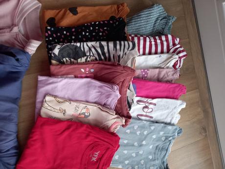 Balík oblečenia, 122–134