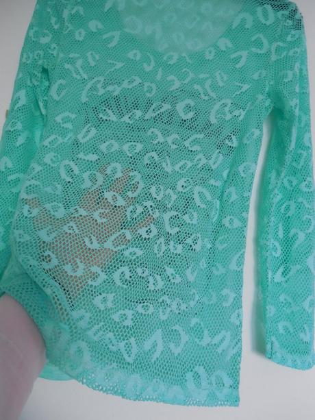 Tyrkysové tričko, s