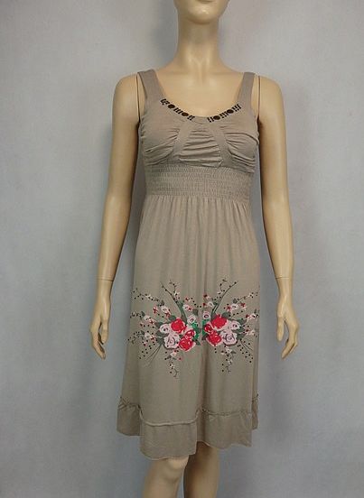 Kvalitné letné šaty, s