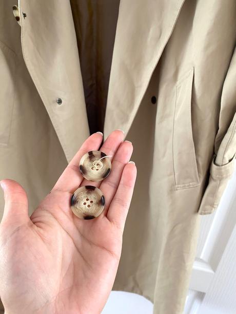 Klasický bavlnený béžový dlhý trenčkot, m