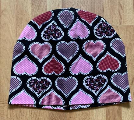 Čiapka so srdiečkami, 68 / 74