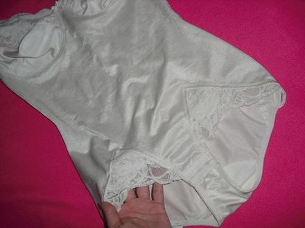 Formujuce stahujuce body, m