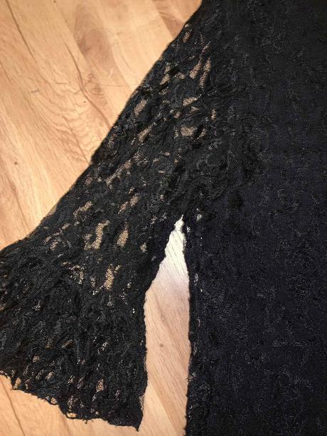 Čipkované šaty facit, m