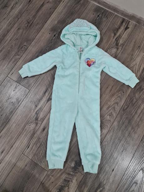 Teplučký overal elsa, c&a,98