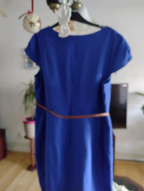 Predám dámske šaty veľkosť m, c&a,m