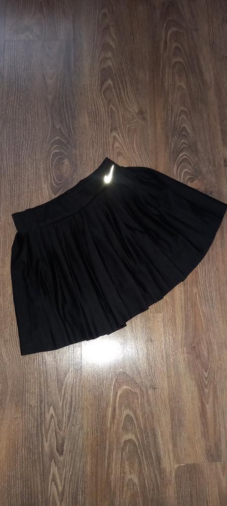 Suknicky vek cca 11 rokov, 140