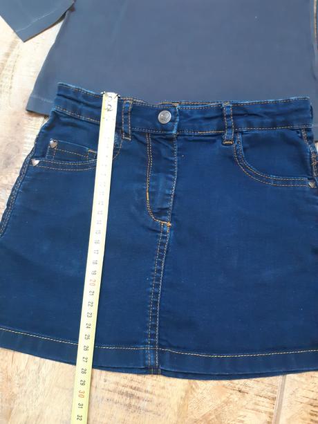 Tricko + sukna, takko,122