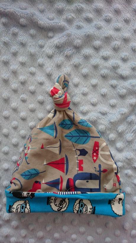 Obojstranná čiapka, 62