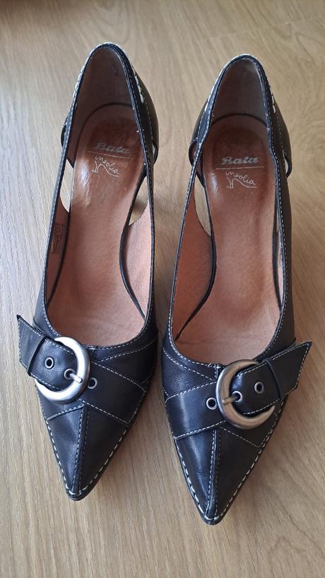 Dámske kožené lodičky baťa insolia, baťa,40