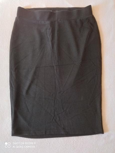Čierna sukňa, amisu,40