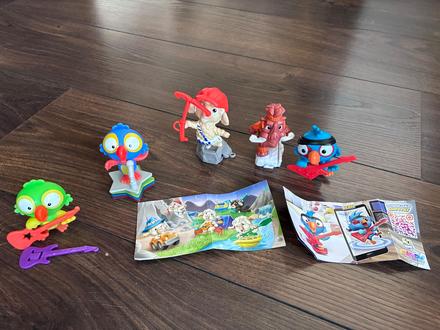 Figúrky kinder maxi, 