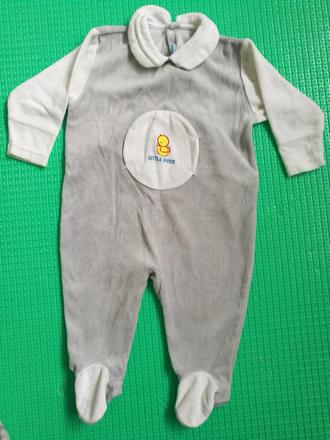 Velúrové pyžamko, 68