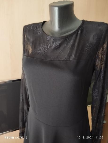 Krásne šaty s čipkou, active,m