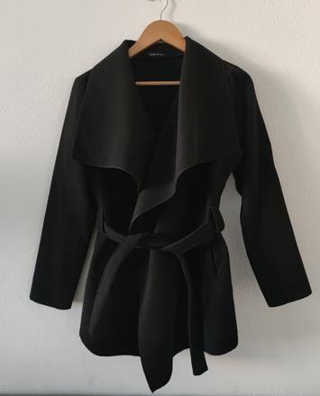 Prechodný kabát, 40