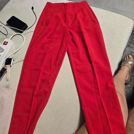 Elegantne nohavice, amisu,34