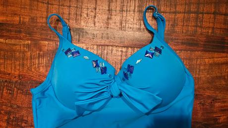 Celé tyrkysové plavky s kameňmi, 40