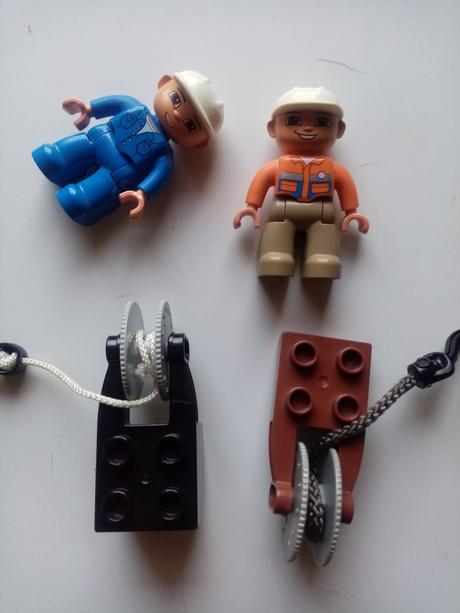Lego duplo panaci a navijaky,