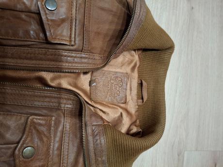 Bunda z pravej kože veľkosť s, stradivarius,s