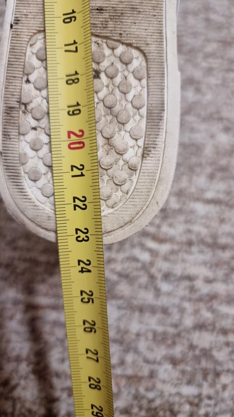 Topanky top stav, 33