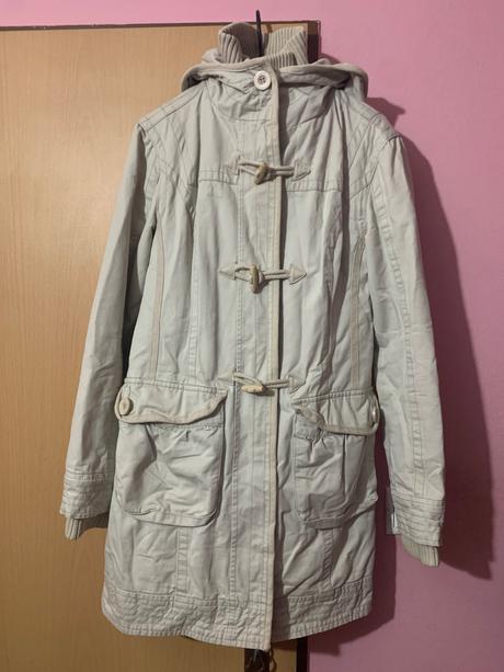 Bledý kabát / bunda, s