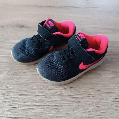 Tenisky dievčatko 25, nike,25