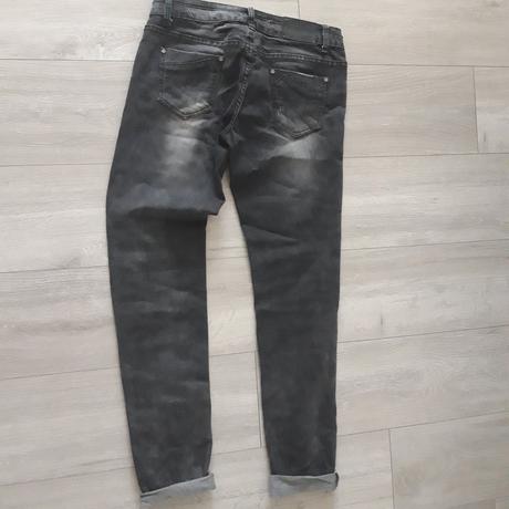 Šedočierne rifle m, m