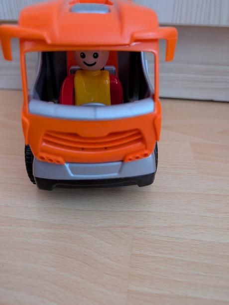 Smetiarske auto lena, 