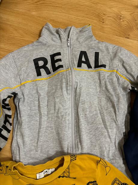 Mikiny 4 ks, c&a,140