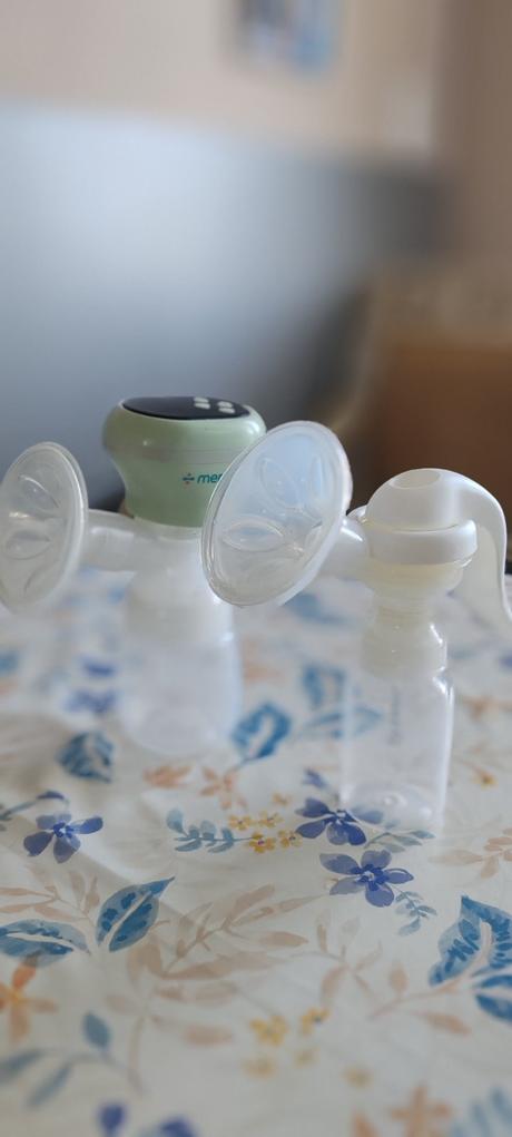 Odsavacka mlieka elektrická +manuálna, 