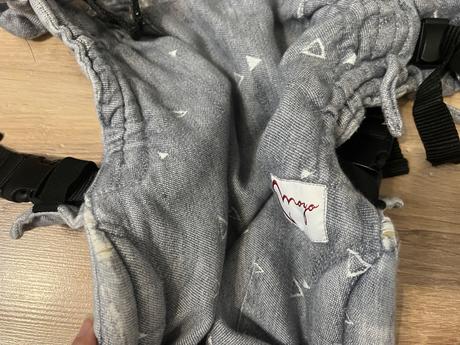 Ergo nosič moyo, moyo