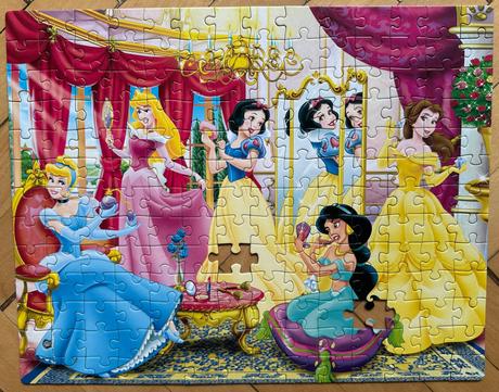 Puzzle disney princess 180kusov,
