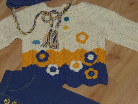 Kompletík (svetrík, legínky a čiapočka), 74