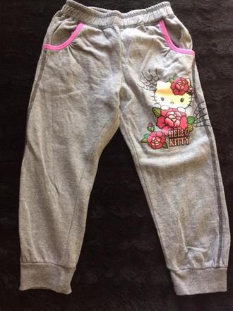 Tepláky, sanrio,110