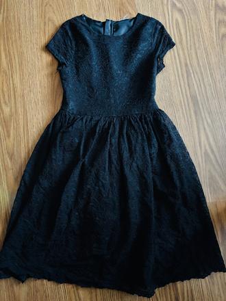 Čipkované šaty, 140