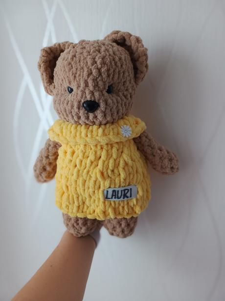 Pletený medvedík s menom dietatka, 