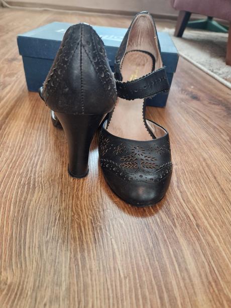 Kozene topanky, 39