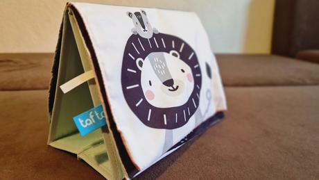 Kniha savannah tummy time book,