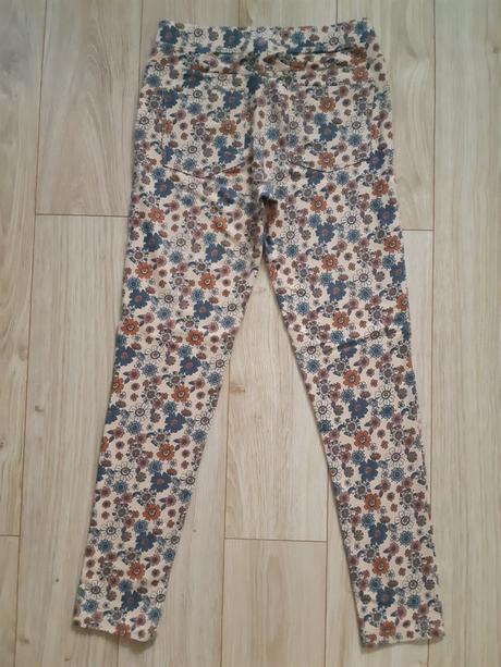 Kvietkované legíny 146/152, pepperts,146