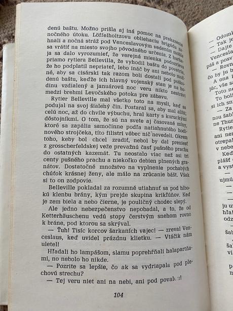 Krásna stará retro kniha levočská biela pani 1974,