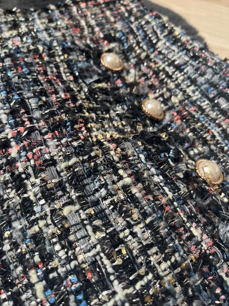 Tvidová tmavá mini krátka sukňa s gombikmi, m