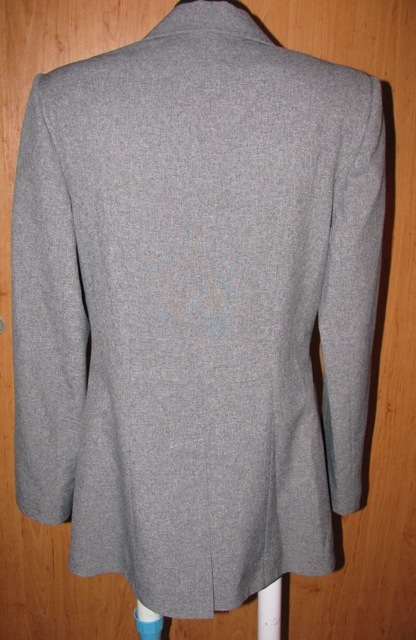 Sivý nohavicový kostým, 38