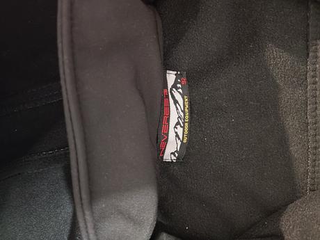 Softshellová bunda s čiapkou, 92