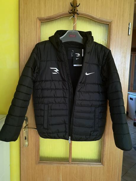 Nike zimná bunda veľkosť 13-15 rokov, nike,158 / 164 / 170