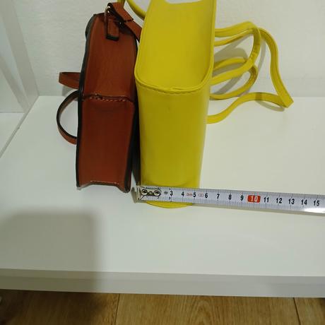 2x malé crossbody kabelky, stradivarius