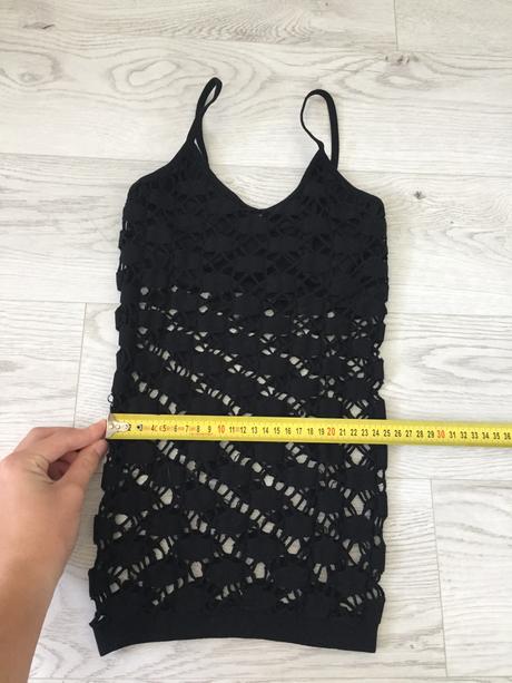 Čierne elastické sieťkované tielko, s